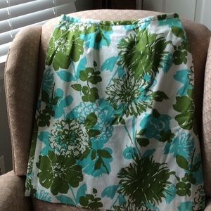 Flowered skirt with beading